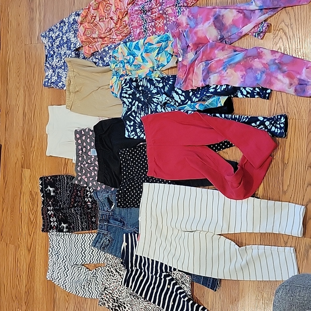 18 Pairs of Girls Leggings size 5T and 5/6